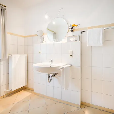 Szálloda Altes Buddenberg Kleinringe